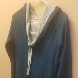 Columbia sportswear sweater